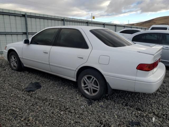 2000 Toyota Camry LE