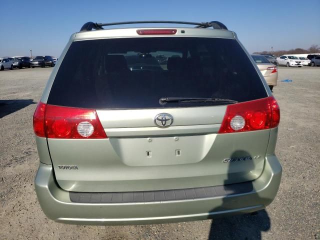 2006 Toyota Sienna CE