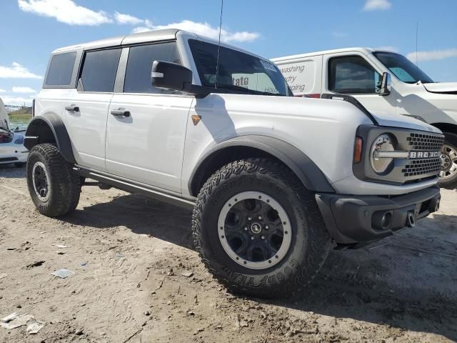 2023 Ford Bronco Base