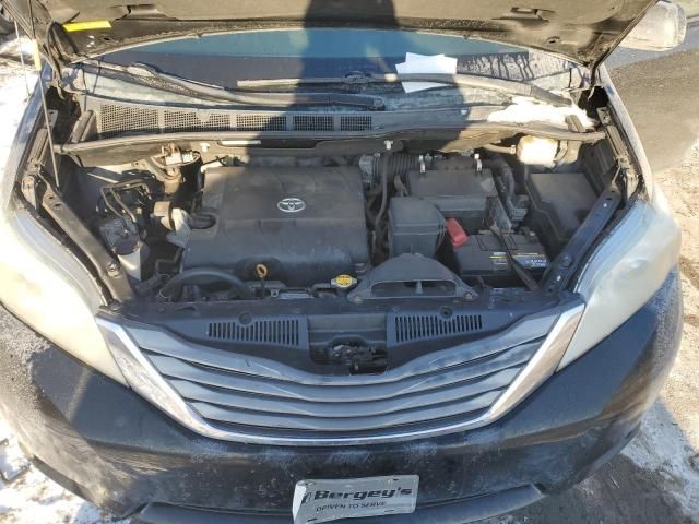 2011 Toyota Sienna XLE