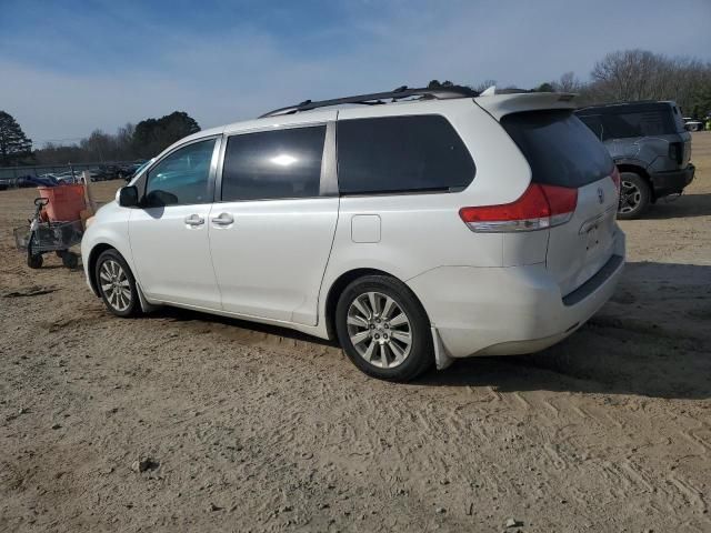 2012 Toyota Sienna XLE