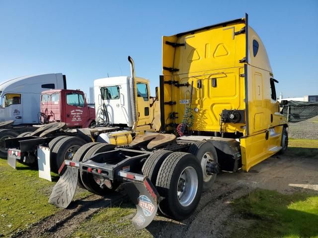 2017 Freightliner Cascadia 125