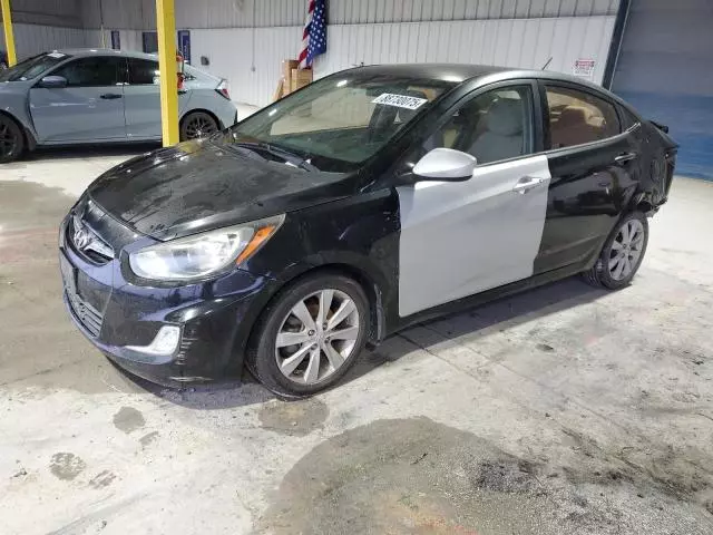 2013 Hyundai Accent GLS