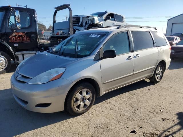 2006 Toyota Sienna CE