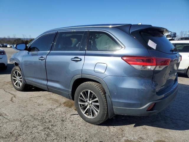 2019 Toyota Highlander SE