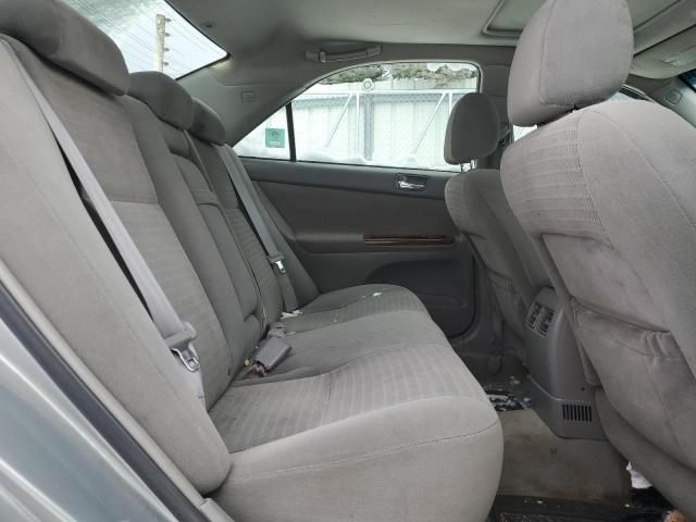 2005 Toyota Camry LE