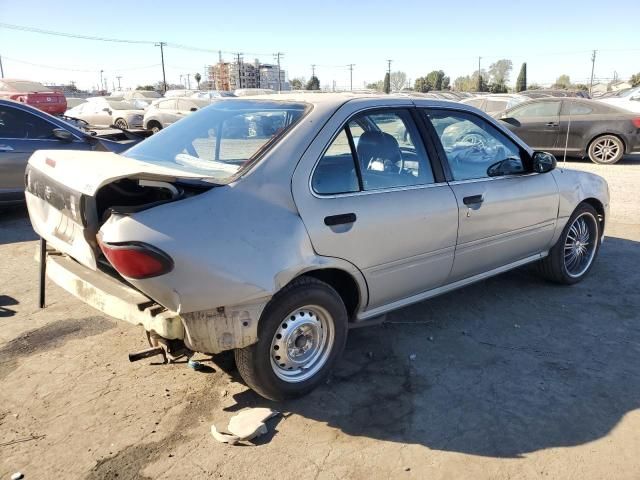 1995 Nissan Sentra Base