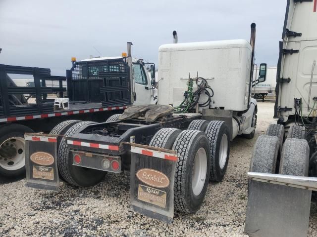 2016 Peterbilt 579