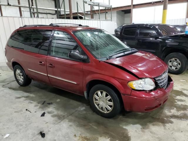 2005 Chrysler Town & Country Touring