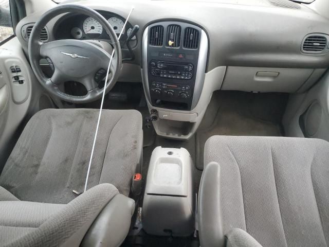 2006 Chrysler Town & Country Touring