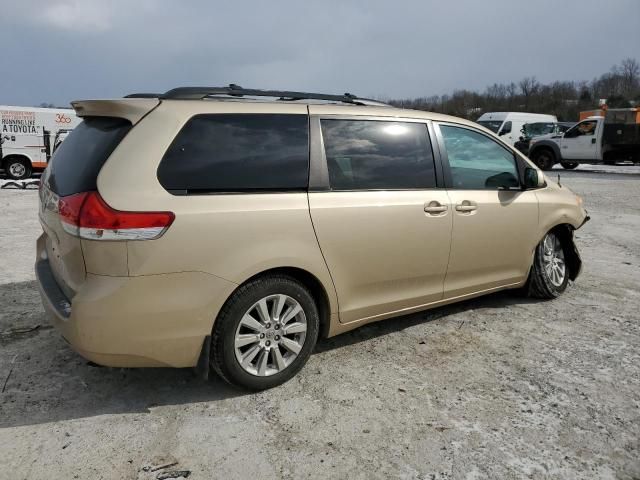 2011 Toyota Sienna XLE