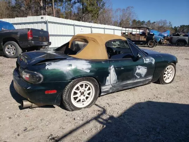 2000 Mazda MX-5 Miata Base