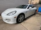 2013 Porsche Panamera 2