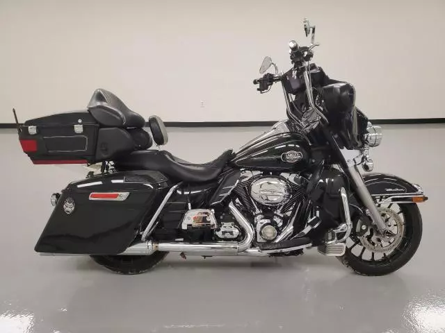 2011 Harley-Davidson Flhtcu