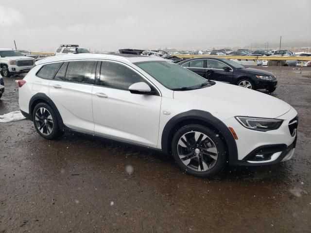 2018 Buick Regal Tourx Essence