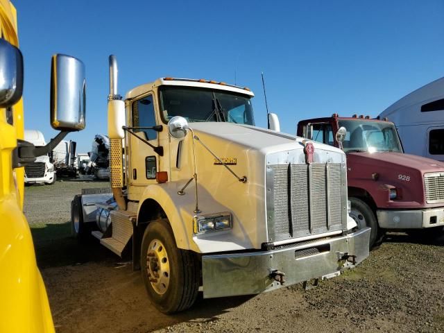 2014 Kenworth Construction T800