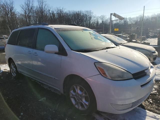 2004 Toyota Sienna XLE