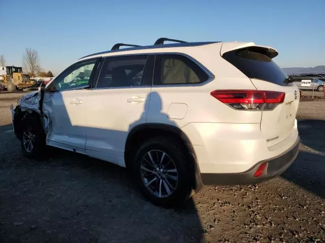 2018 Toyota Highlander SE