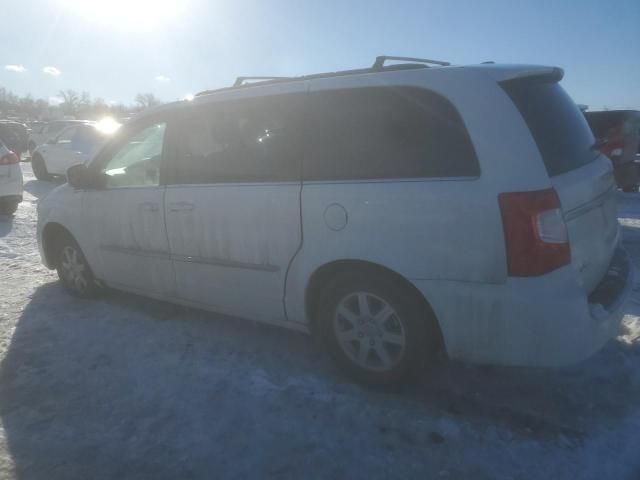 2012 Chrysler Town & Country Touring