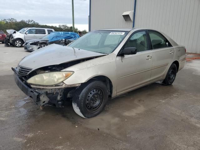 2005 Toyota Camry LE