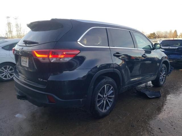 2017 Toyota Highlander SE