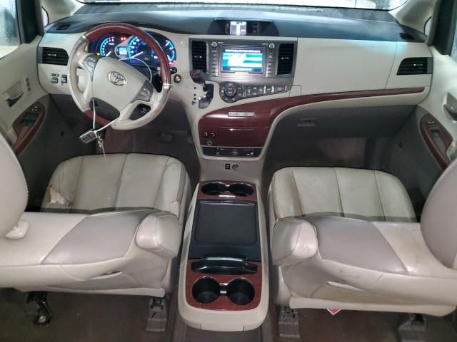 2012 Toyota Sienna XLE