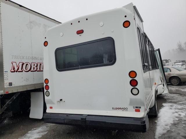 2019 Ford Econoline E450 Super Duty Cutaway Van