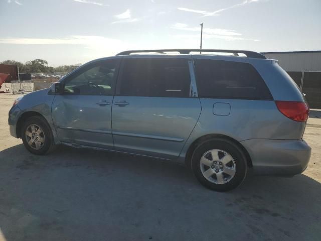 2006 Toyota Sienna XLE