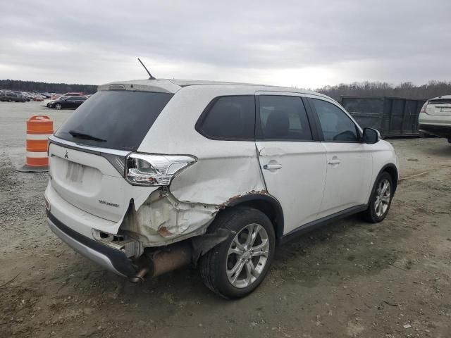 2015 Mitsubishi Outlander SE