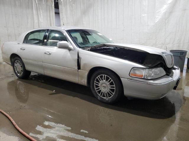 2008 Lincoln Town Car Signature Limited