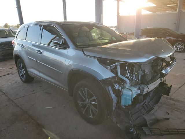 2018 Toyota Highlander SE