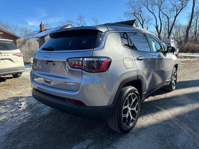 2024 Jeep Compass Latitude