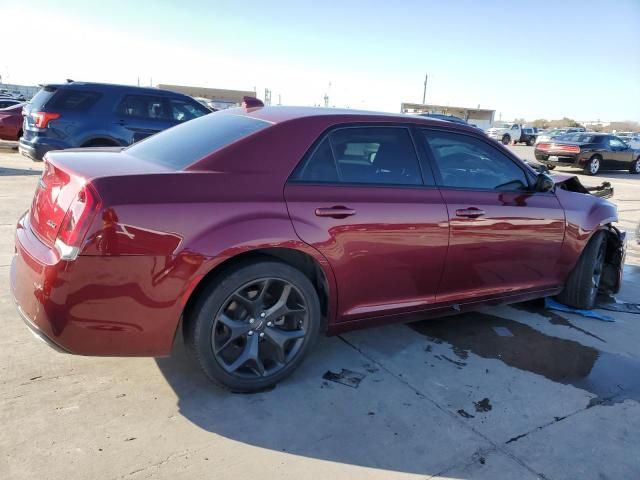 2021 Chrysler 300 Touring