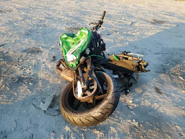 2015 Kawasaki EX650 E