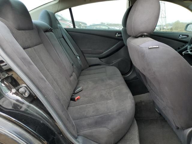 2011 Nissan Altima Base