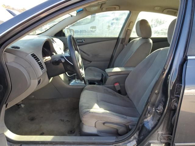 2010 Nissan Altima Base