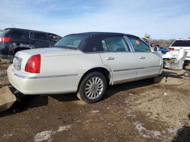 2004 Lincoln Town Car Ultimate