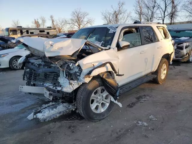 2023 Toyota 4runner SE