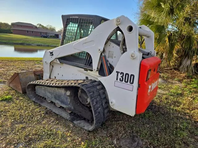 2009 Bobcat T300