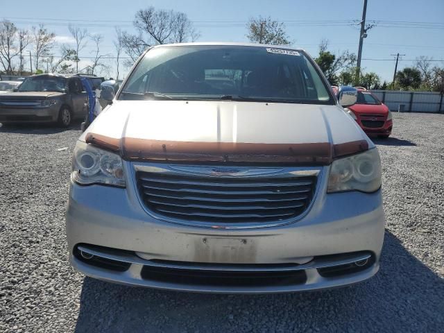 2012 Chrysler Town & Country Limited