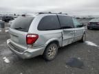 2005 Chrysler Town & Country Touring