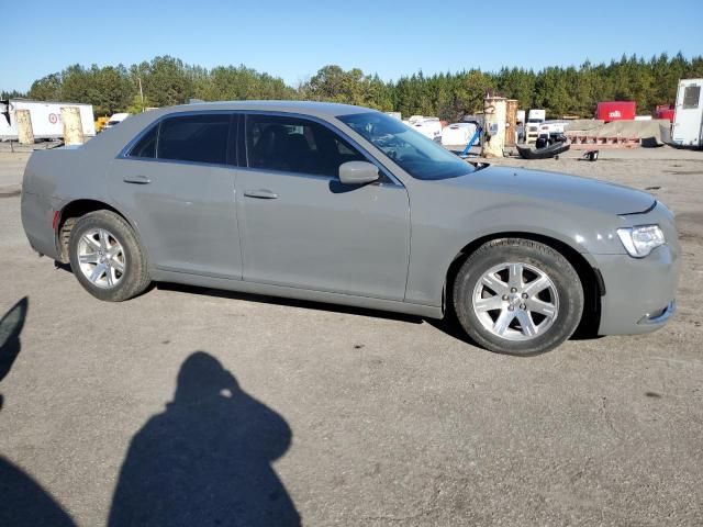 2018 Chrysler 300 Touring