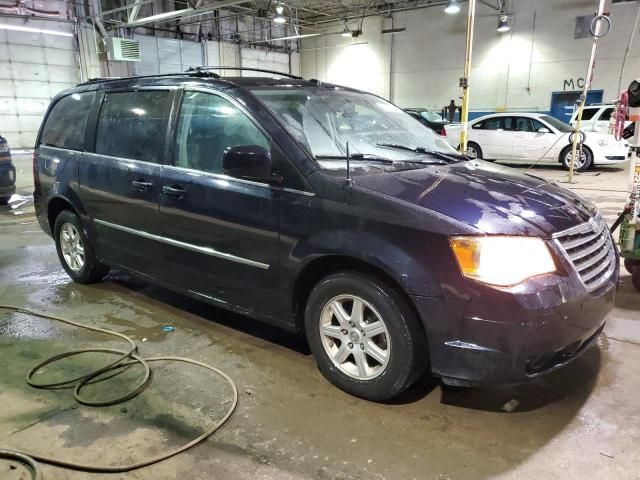 2010 Chrysler Town & Country Touring Plus