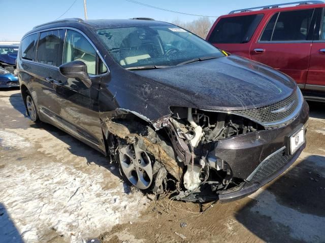 2017 Chrysler Pacifica Touring L Plus