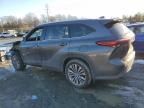 2021 Toyota Highlander Hybrid Platinum