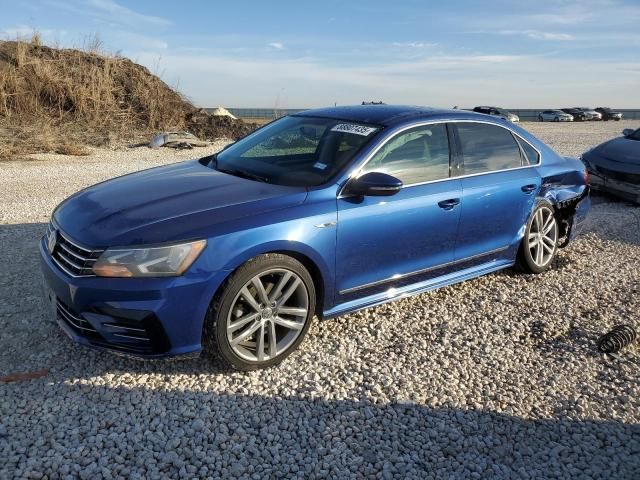 2017 Volkswagen Passat R-Line