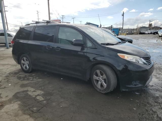 2011 Toyota Sienna LE