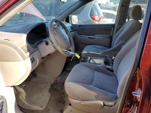 2006 Toyota Sienna CE