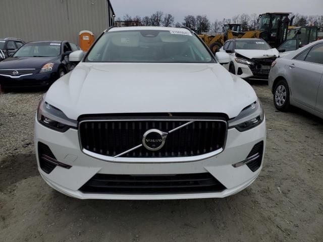 2022 Volvo XC60 B5 Momentum