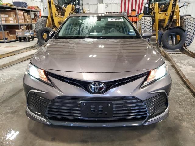 2022 Toyota Camry LE